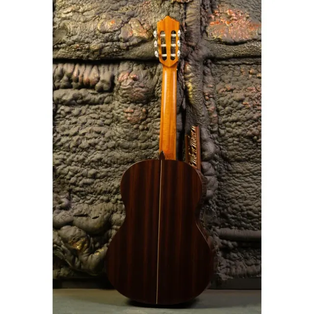 Классическая гитара Perez 630 Cedar