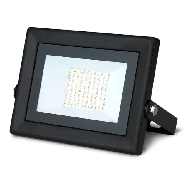Светодиодный прожектор Gauss Qplus LED IP65 30W (613511330) черный