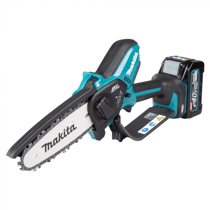 Аккумуляторная цепная пила Makita UC029GD102