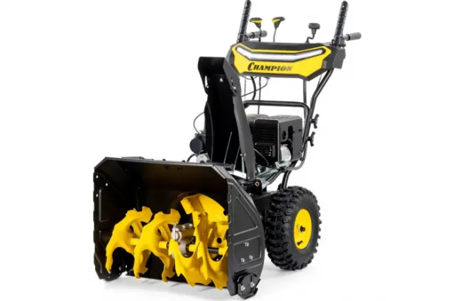 Снегоуборщик бензиновый Champion ST763E