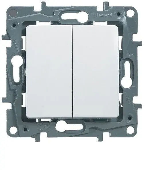 Выключатель Legrand Etika 672202
