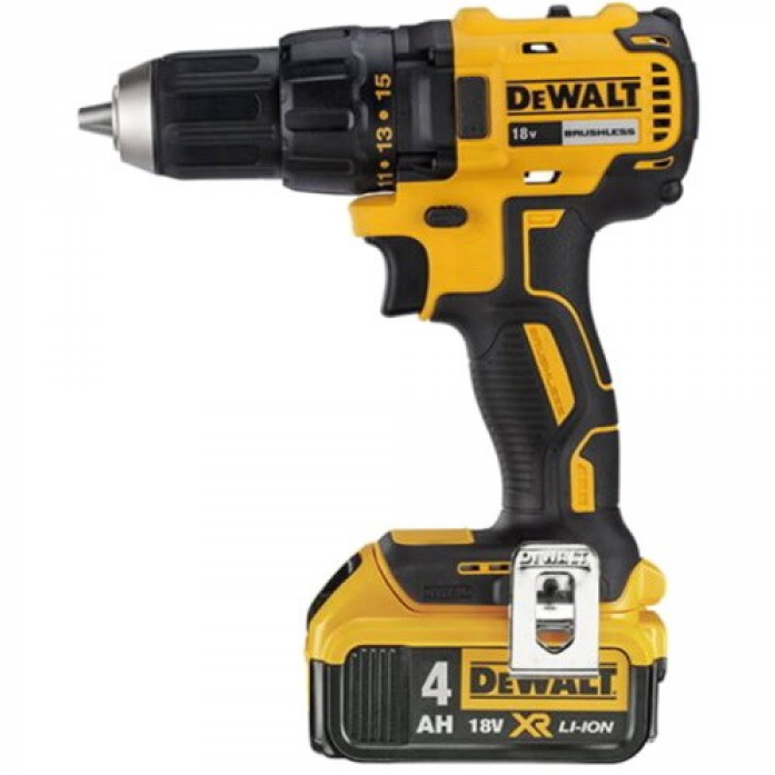 Беcщеточная дрель-шуруповерт DeWalt DCD777M2T-QW